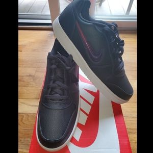 Nike Ebernon Low Premium Sneakers